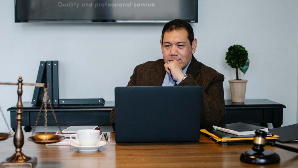 Why Choose Experienced Slip And Fall Accident Attorneys For Your Legal Representation? Why Choose Experienced Slip And Fall Accident Attorneys For Your Legal Representation on guestwritershub